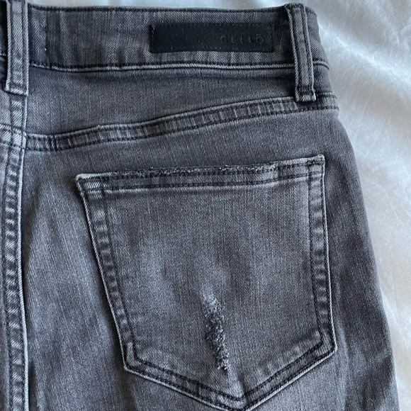 Celia Jeans - Picture 6 of 10